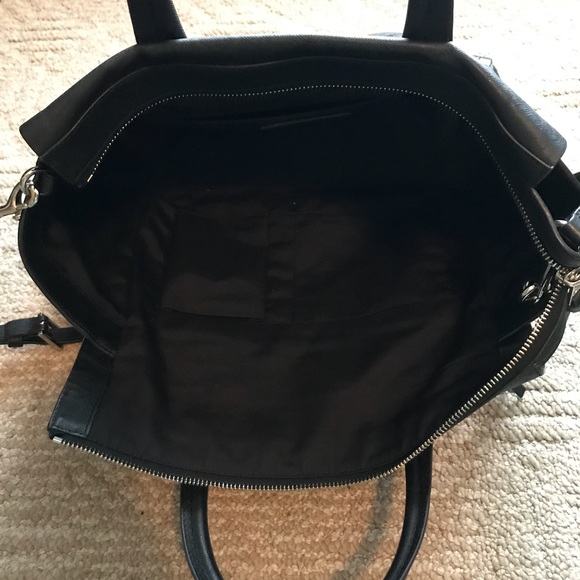 Authentic Coach bag 🖤 - Picture 3 of 3